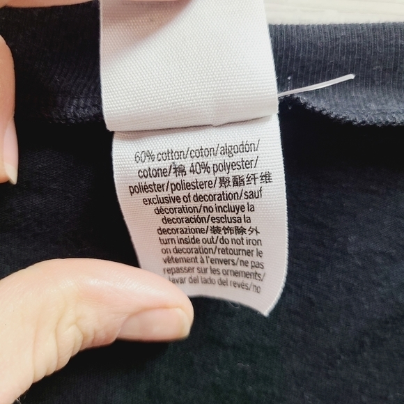 PINK Victoria's Secret Tee - Picture 4 of 5